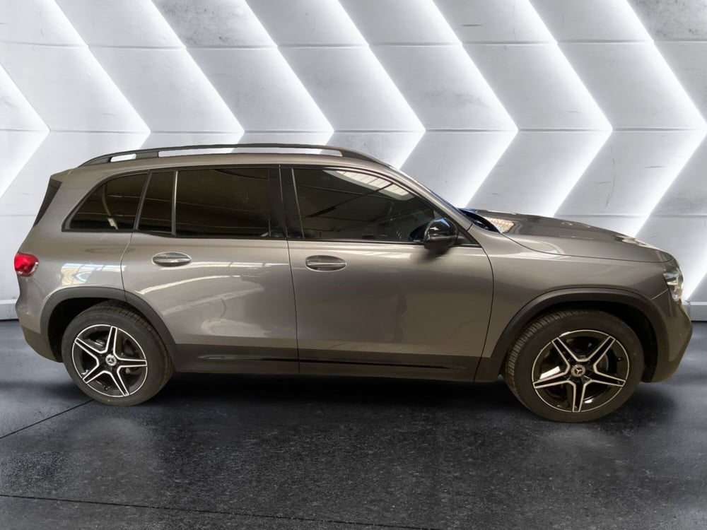 Mercedes-Benz GLB usata a Napoli (5)