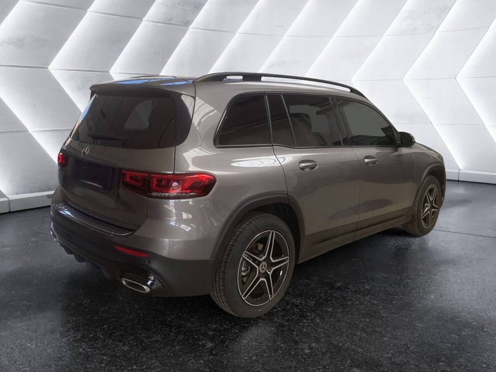 Mercedes-Benz GLB usata a Napoli (6)