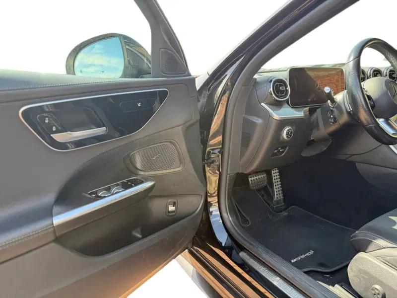 Mercedes-Benz Classe C Station Wagon usata a Massa-Carrara (7)