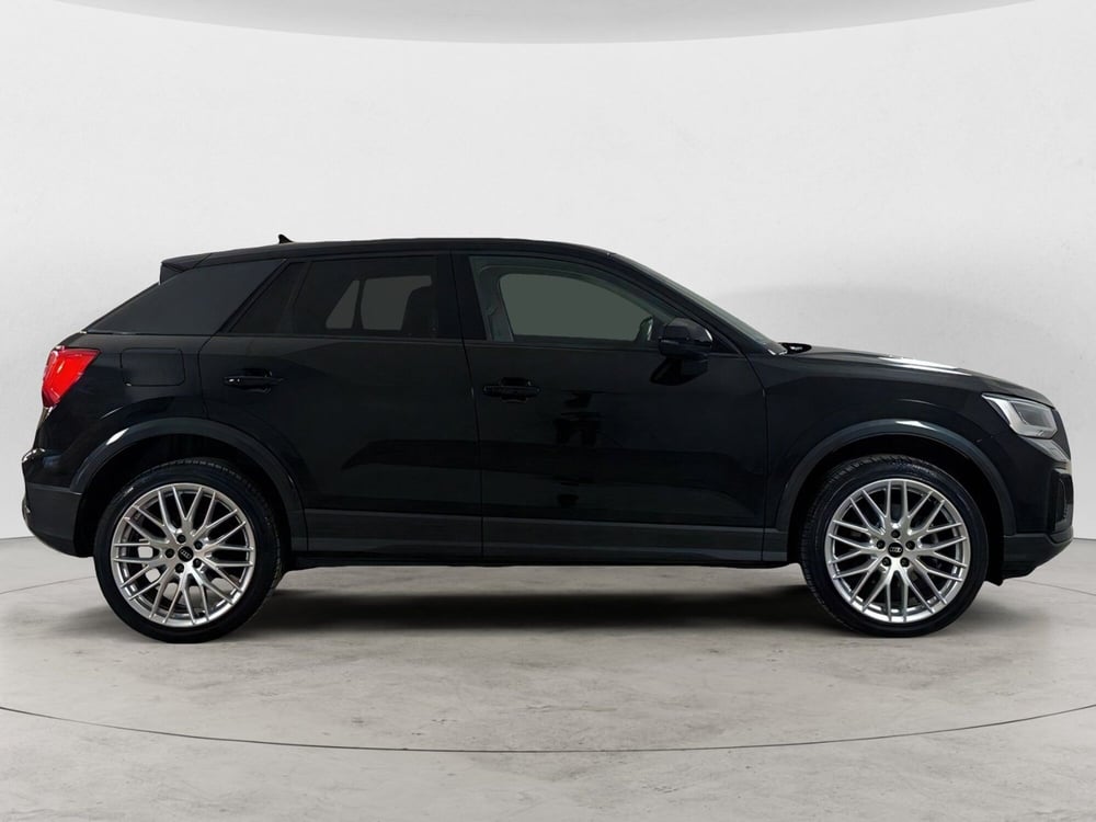 Audi Q2 usata a Napoli (5)