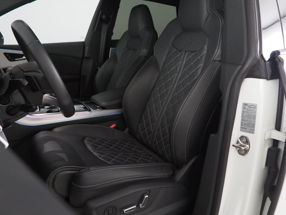 Audi Q8 Sportback usata a Palermo (6)