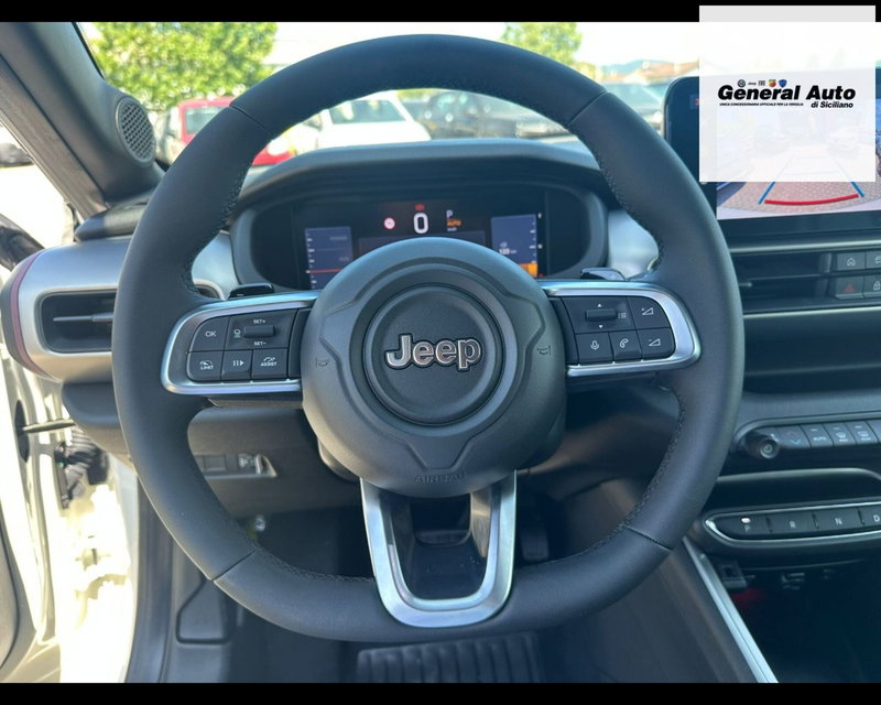 Jeep Avenger nuova a Lucca (12)