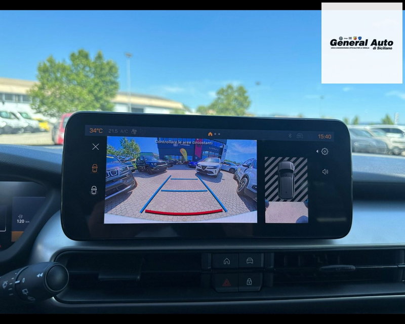 Jeep Avenger nuova a Lucca (16)