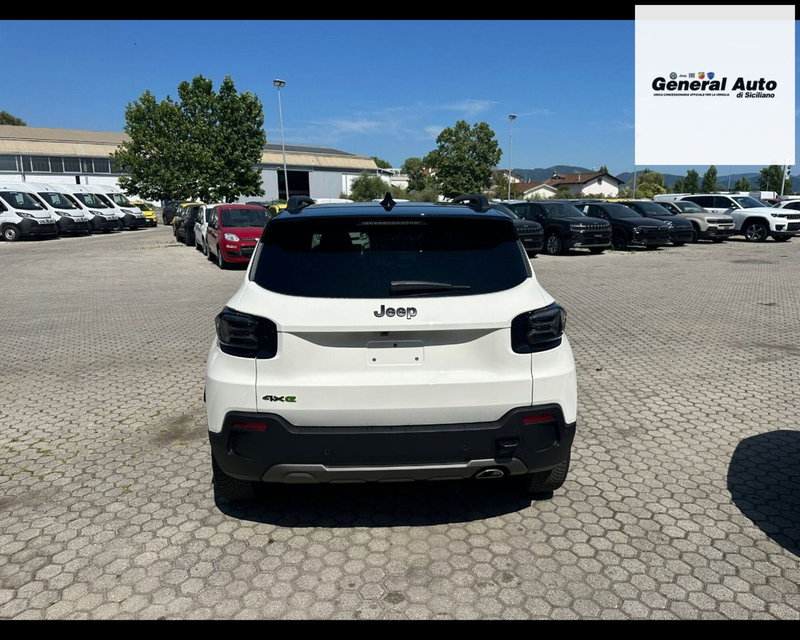 Jeep Avenger nuova a Lucca (6)