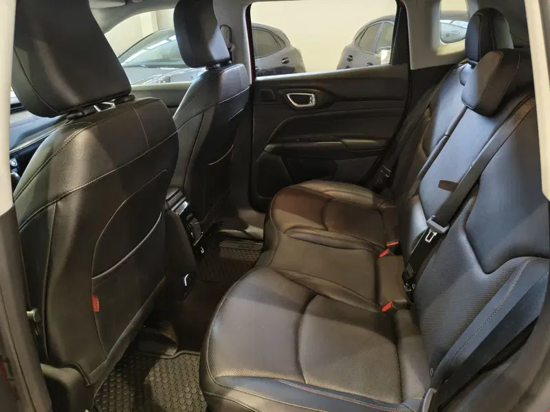 Jeep Compass usata a Vercelli (17)