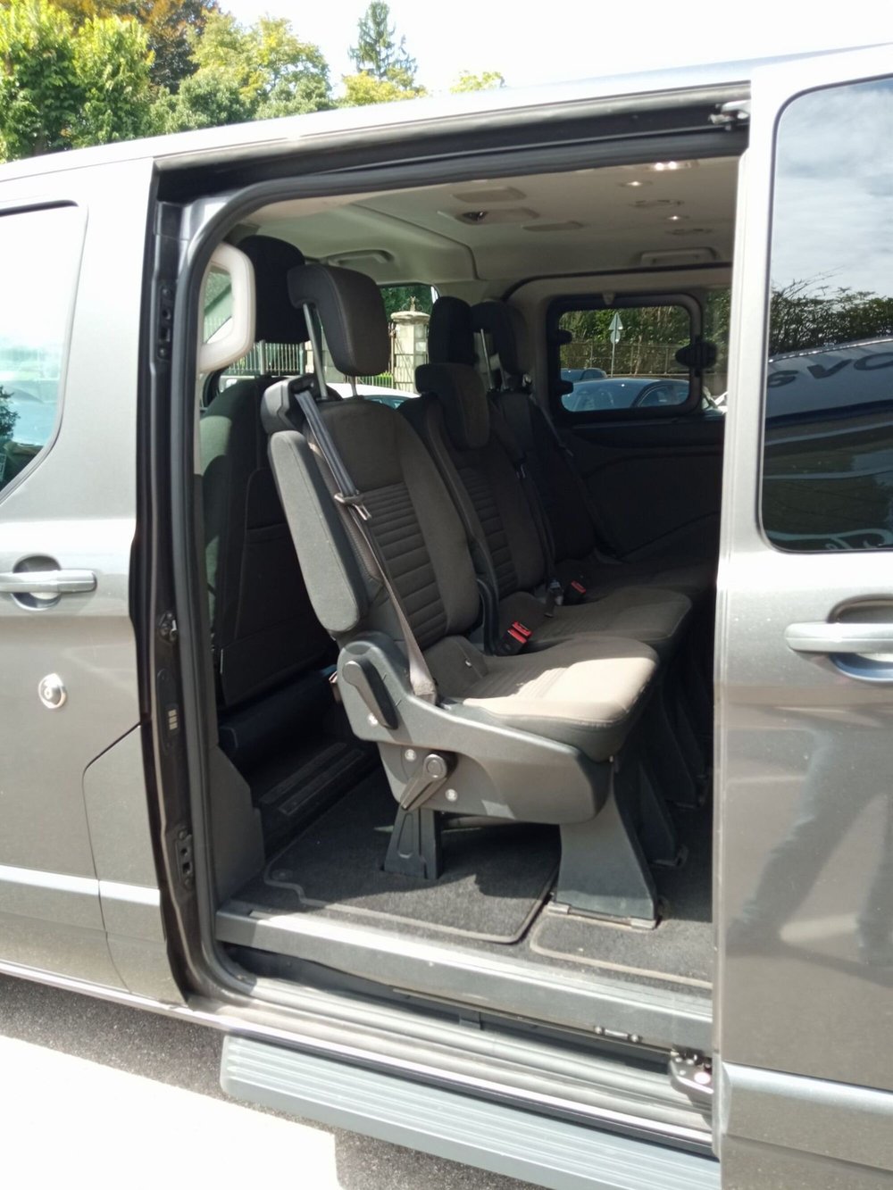 Ford Tourneo Custom usata a Novara (13)