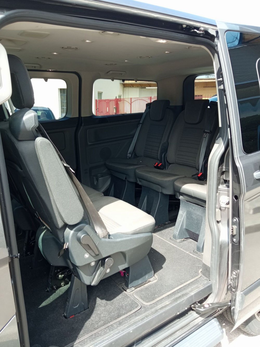 Ford Tourneo Custom usata a Novara (14)