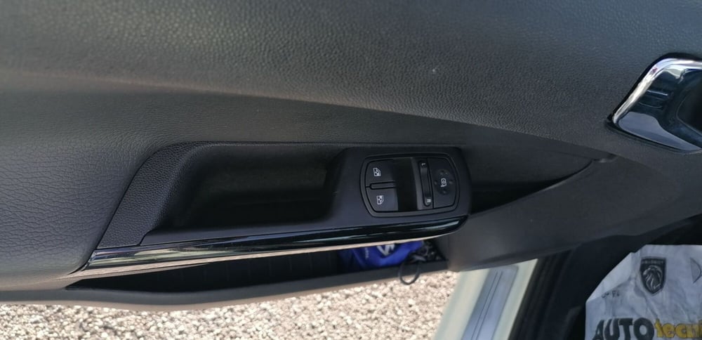 Opel Corsa usata a Pistoia (9)