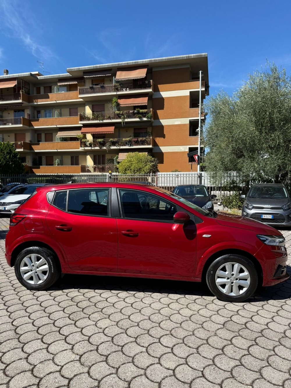 Dacia Sandero usata a Firenze (8)