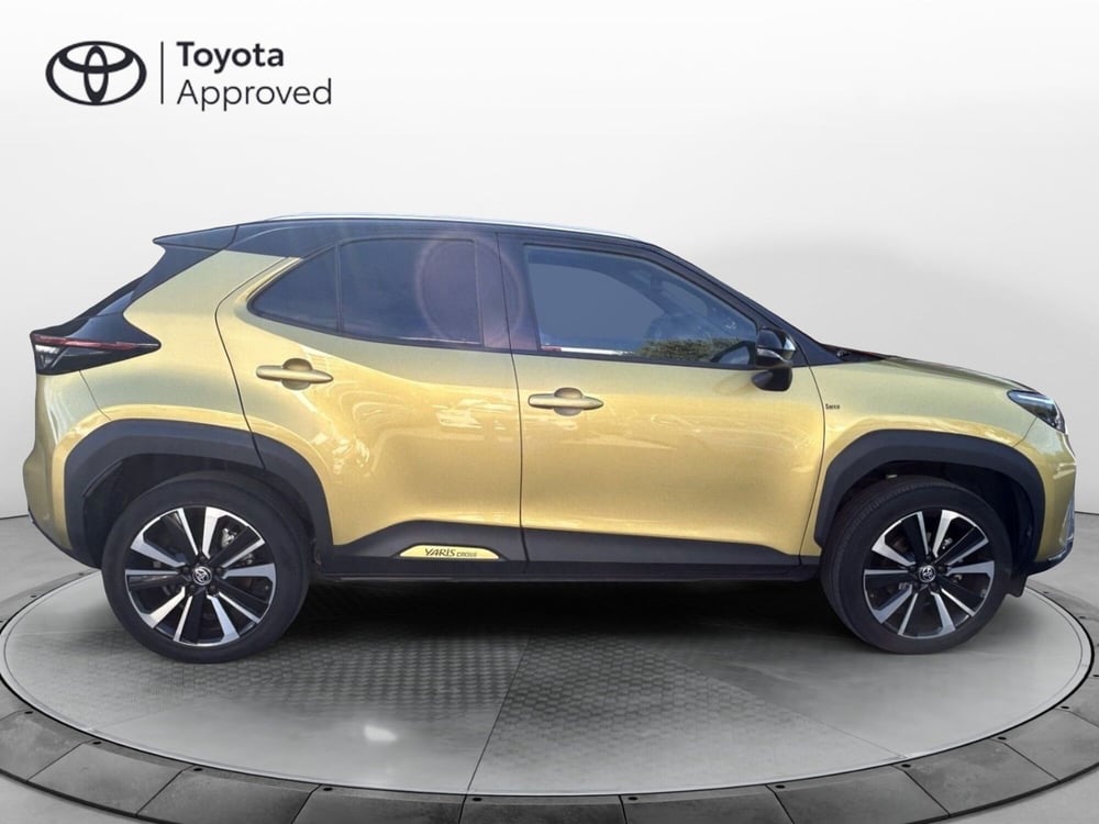 Toyota Yaris Cross usata a Bergamo (14)