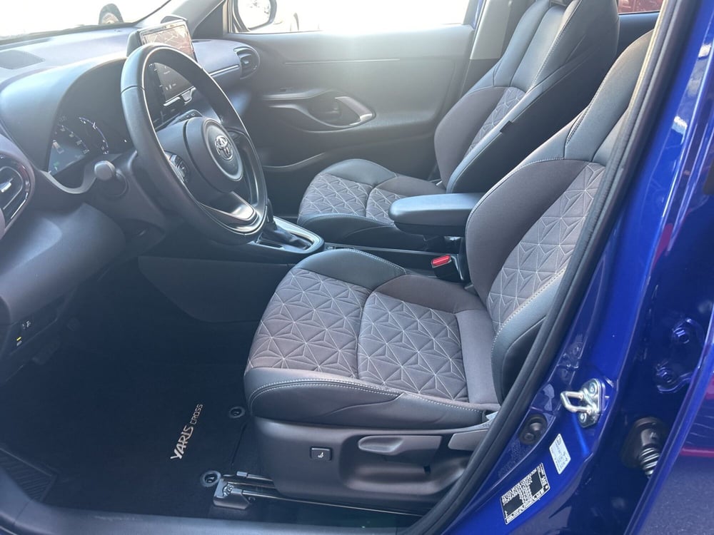 Toyota Yaris Cross usata a Bergamo (12)