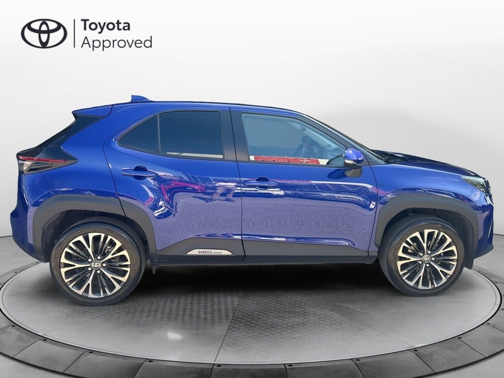 Toyota Yaris Cross usata a Bergamo (14)