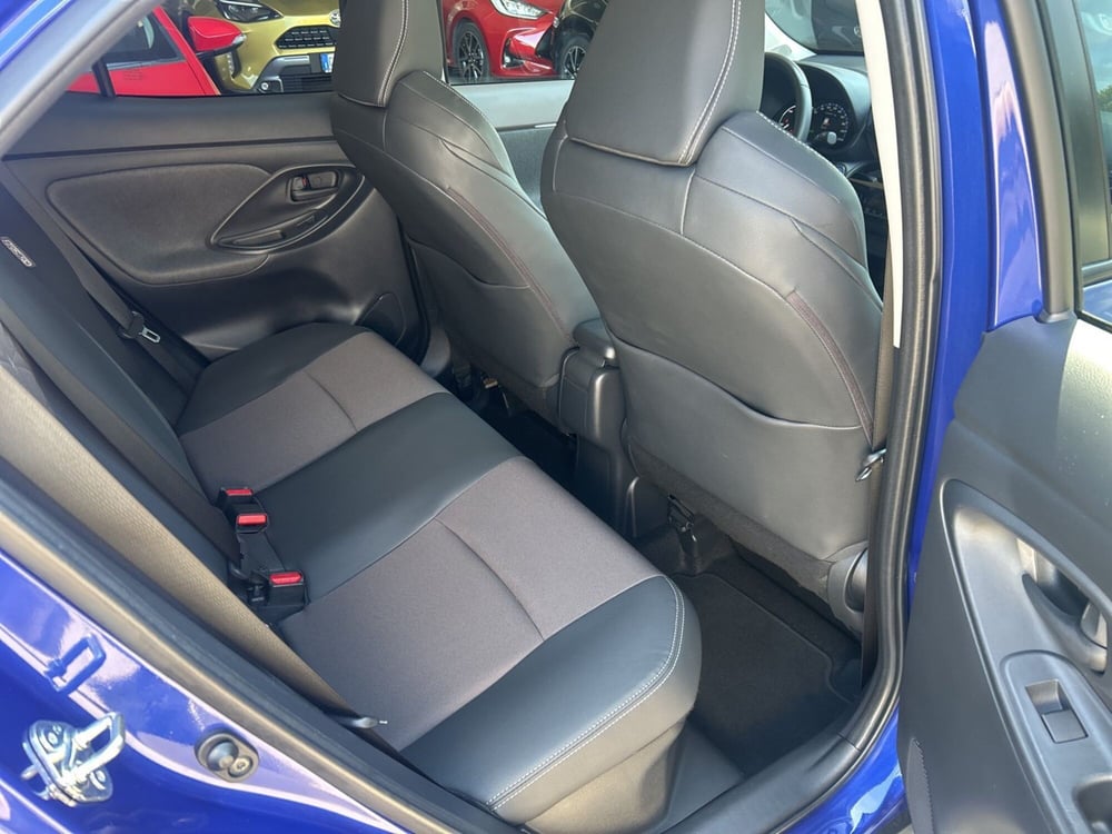 Toyota Yaris Cross usata a Bergamo (8)