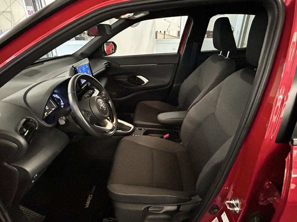 Toyota Yaris Cross usata a Bergamo (14)