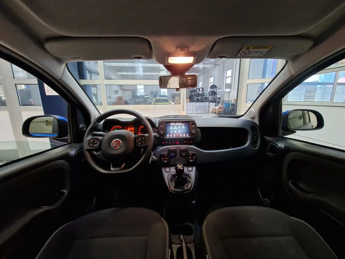 Fiat Panda Cross usata a Varese (19)