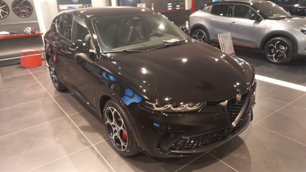Alfa Romeo Tonale nuova a Benevento (12)