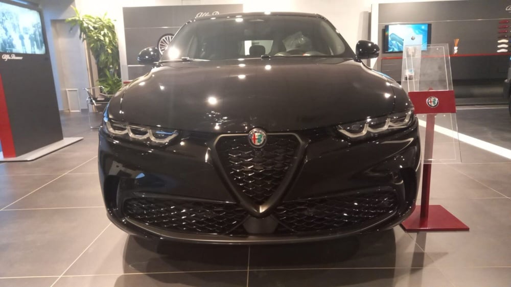 Alfa Romeo Tonale nuova a Benevento (13)