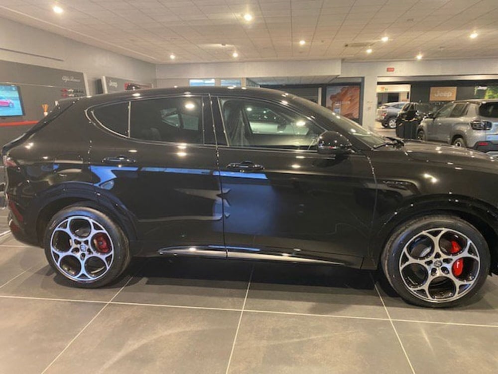 Alfa Romeo Tonale nuova a Benevento (2)