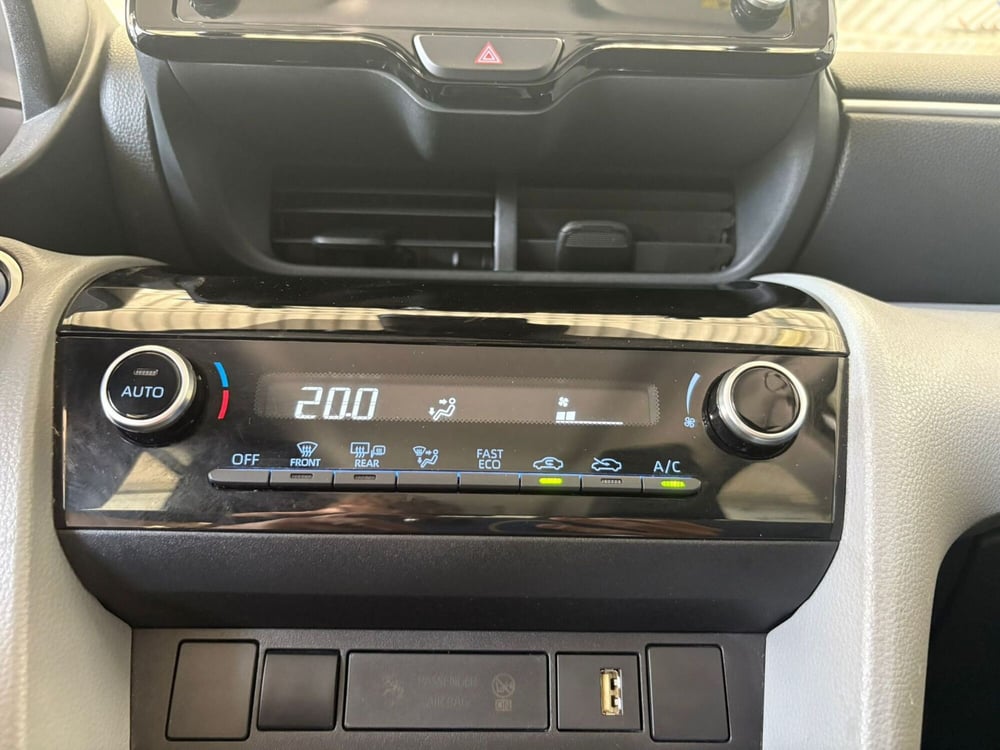 Toyota Yaris Cross usata a Monza e Brianza (19)