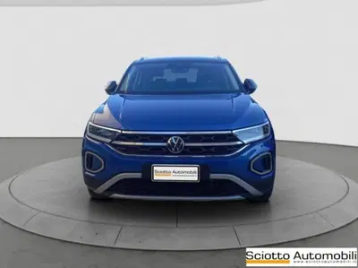 Volkswagen T-Roc 1.5 TSI ACT Style BlueMotion Technology del 2022 usata a Messina