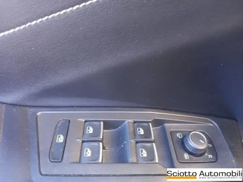 Volkswagen T-Roc usata a Messina (11)