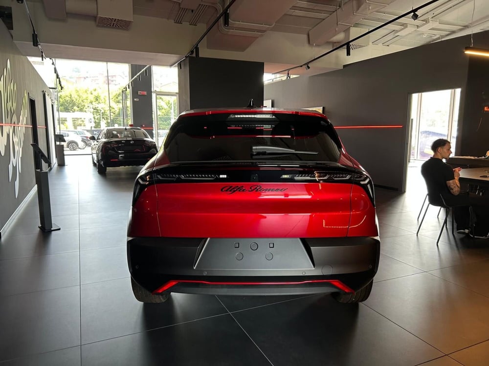 Alfa Romeo Junior nuova a Avellino (12)