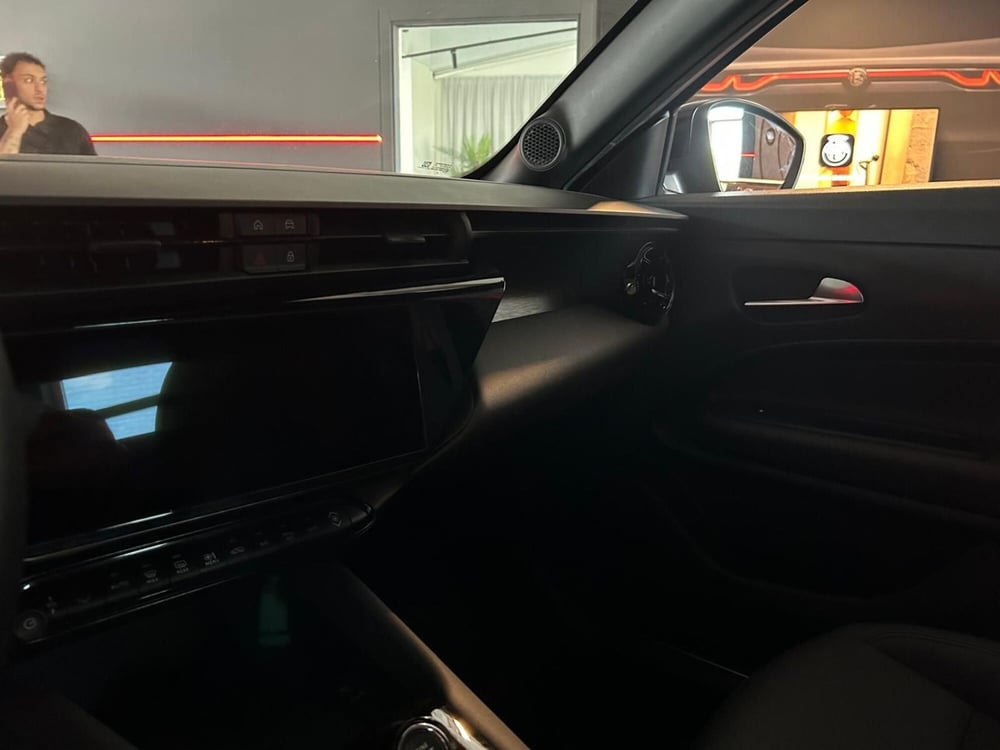 Alfa Romeo Junior nuova a Avellino (16)