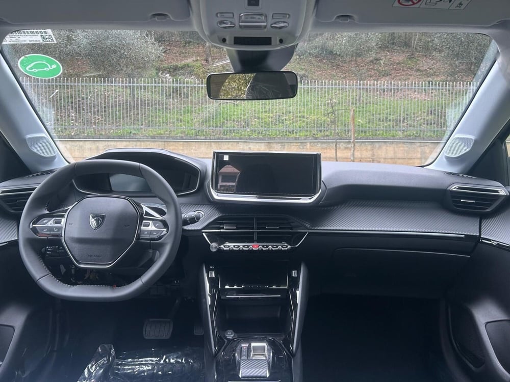 Peugeot 208 nuova a Salerno (5)