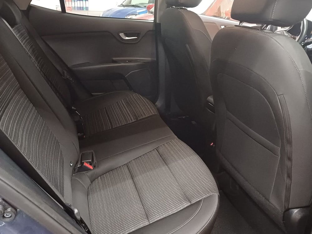 Kia Stonic usata a Salerno (7)