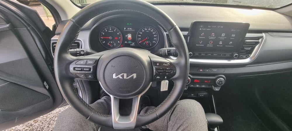 Kia Stonic usata a Salerno (5)