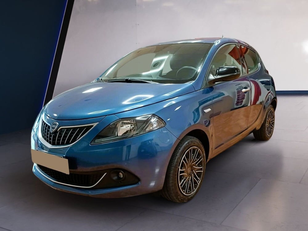 Lancia Ypsilon usata a Salerno