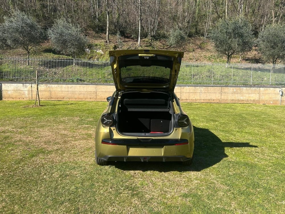 Lancia Ypsilon nuova a Salerno (14)