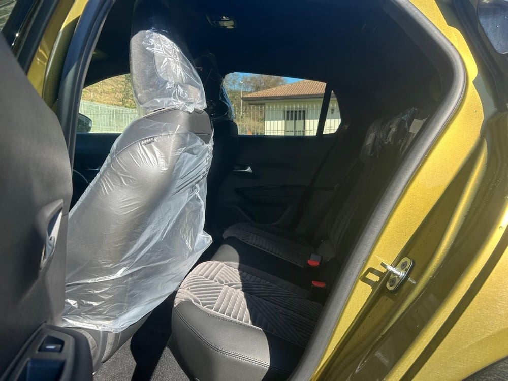 Lancia Ypsilon nuova a Salerno (7)