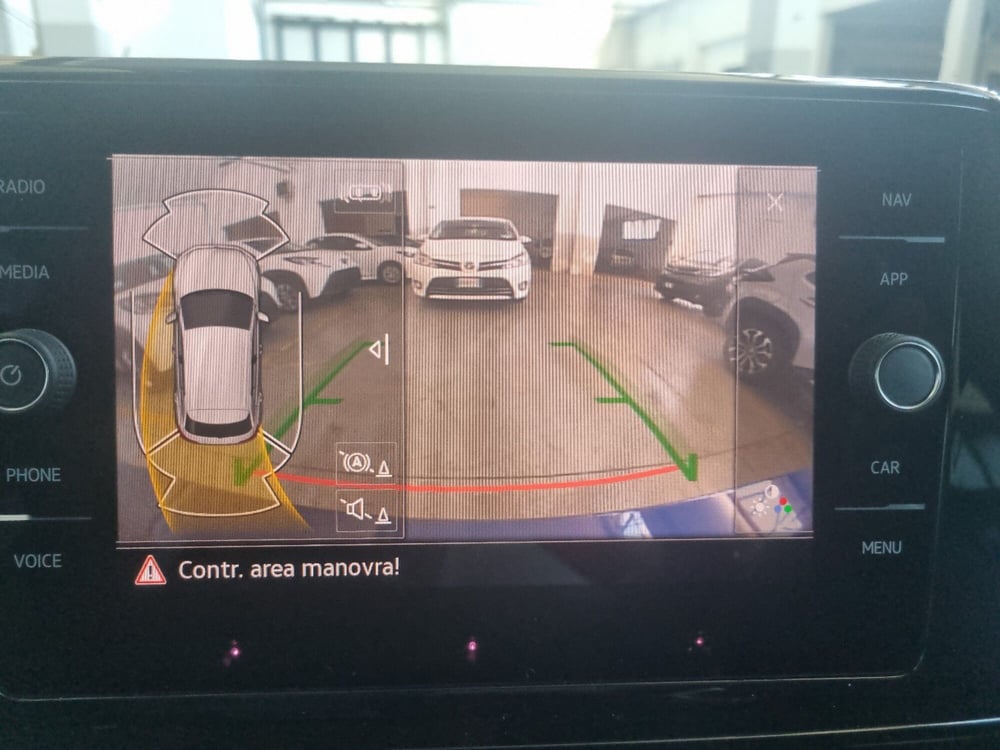 Volkswagen T-Roc usata a Vicenza (20)