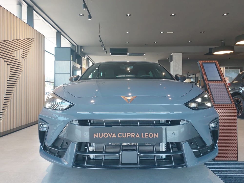 Cupra Leon nuova a Frosinone (4)