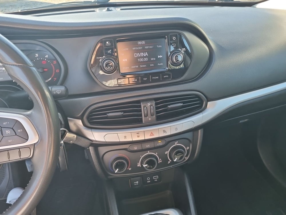Fiat Tipo usata a Lucca (9)