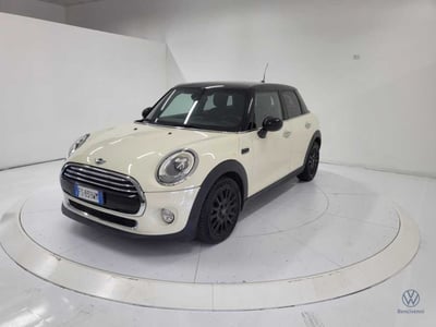 MINI Mini 1.5 Cooper D Business 5 porte del 2016 usata a Catanzaro
