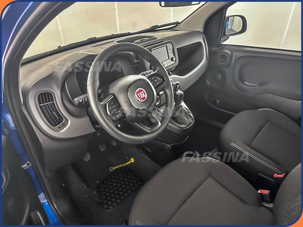 Fiat Panda nuova a Milano (8)