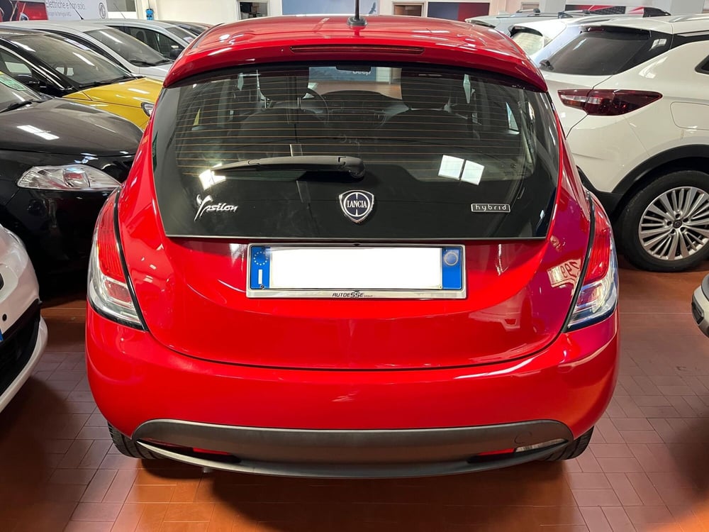 Lancia Ypsilon usata a Lucca (6)
