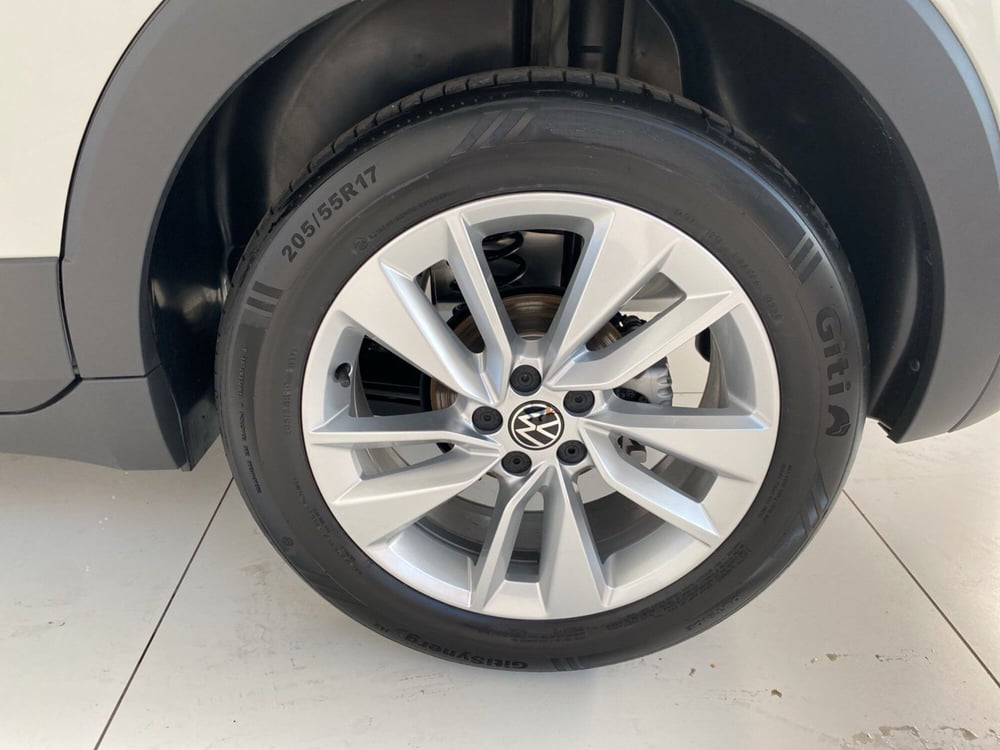 Volkswagen T-Cross nuova a Lodi (10)