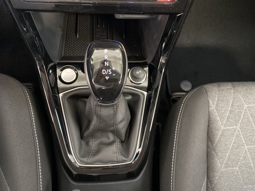 Volkswagen T-Cross nuova a Lodi (11)