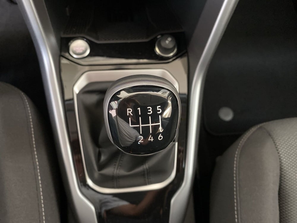 Volkswagen T-Roc nuova a Lodi (11)