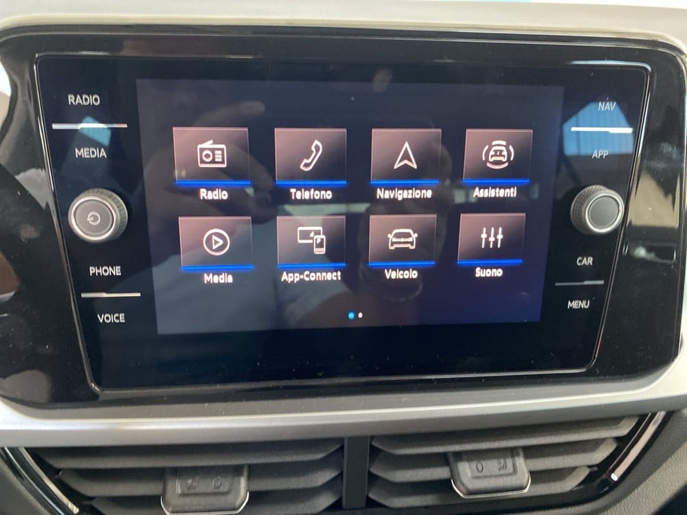 Volkswagen T-Roc nuova a Lodi (13)
