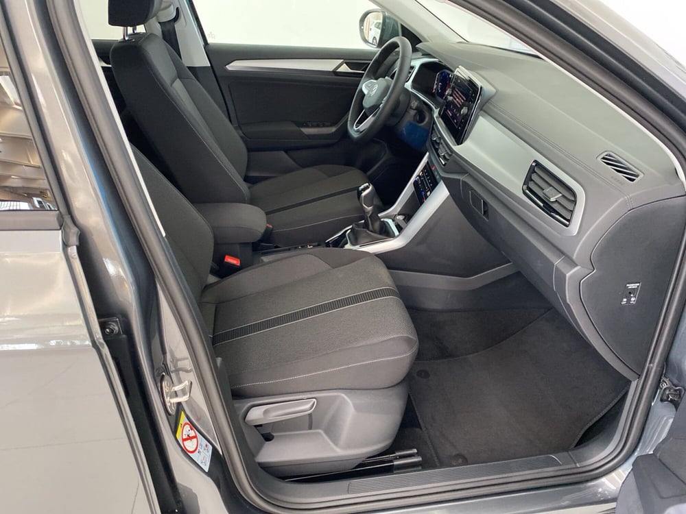 Volkswagen T-Roc nuova a Lodi (6)