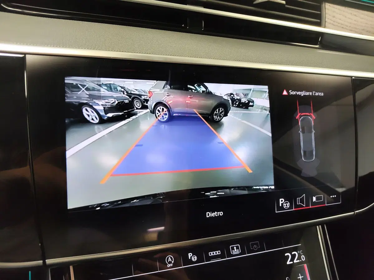 Audi A8 nuova a Modena (10)