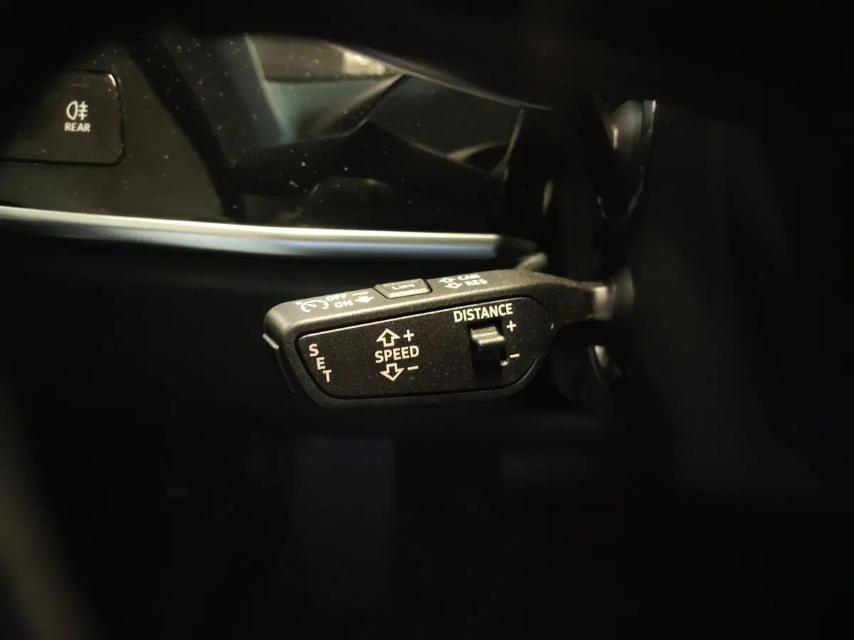 Audi A8 nuova a Modena (14)