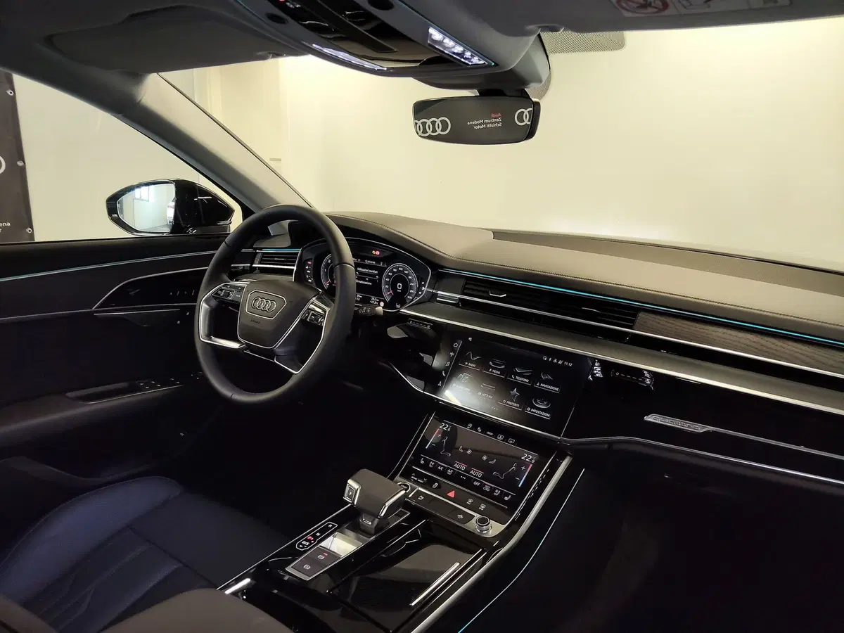 Audi A8 nuova a Modena (7)