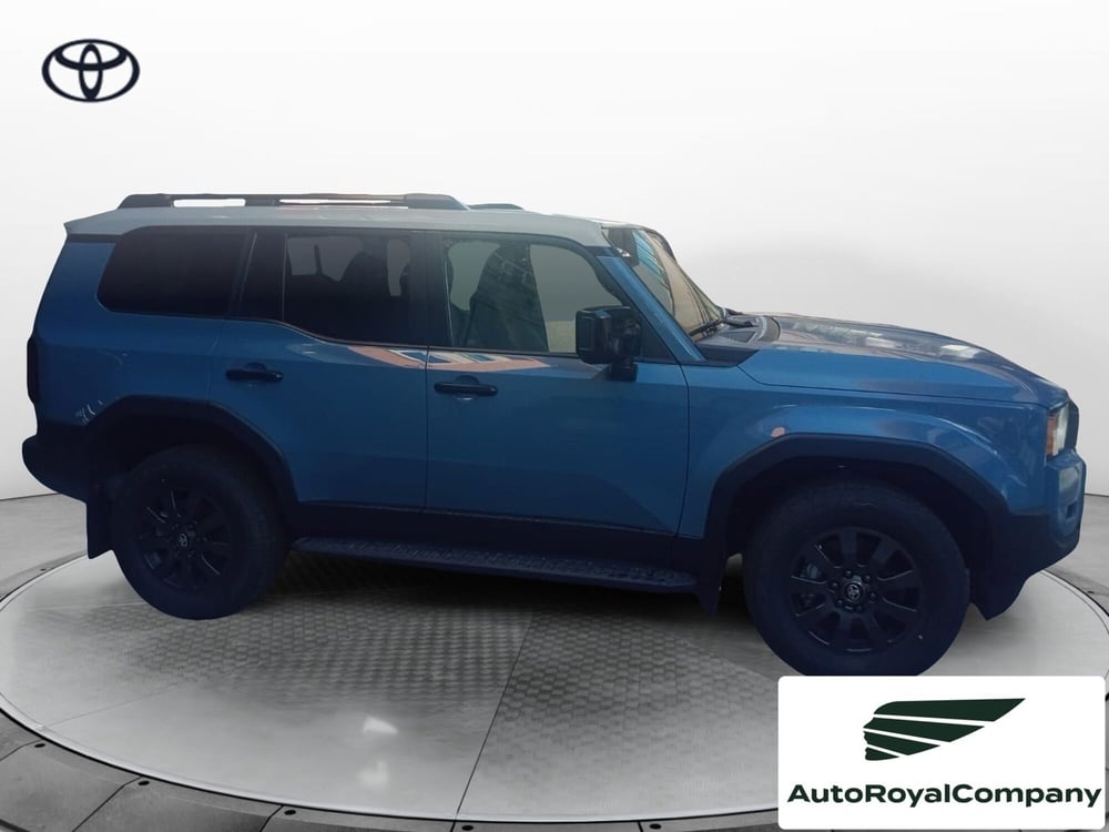 Toyota Land Cruiser nuova a Roma (4)