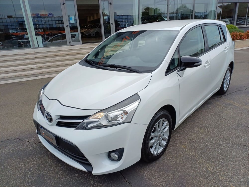 Toyota Verso usata a Modena (3)