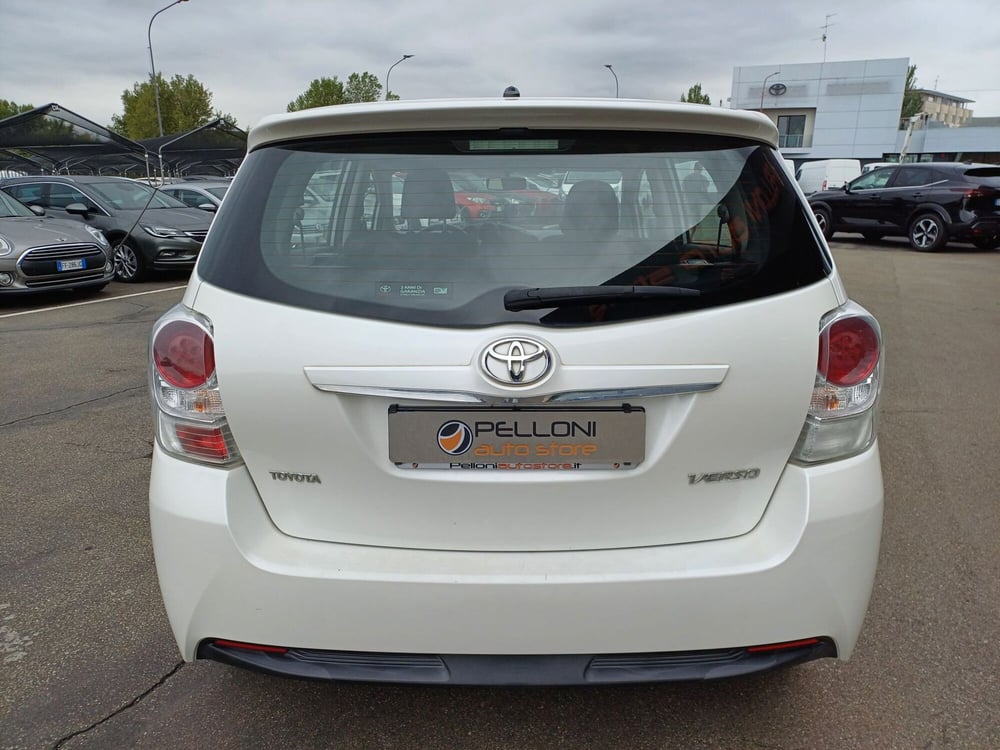 Toyota Verso usata a Modena (6)